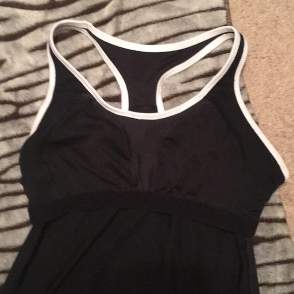 🌸Nike Performance Workout Tank🌸 - Picture 4 of 6